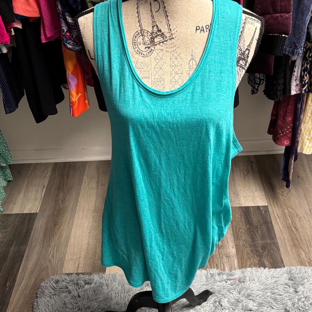NWOT Fabletics Teal Asymmetrical Tank Top